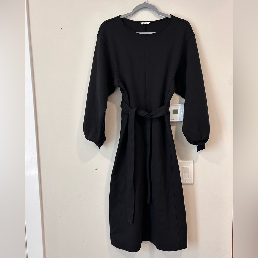 Uniqlo U Lemaire Jersey Belted Long-Sleeve Dress Black - Size Large